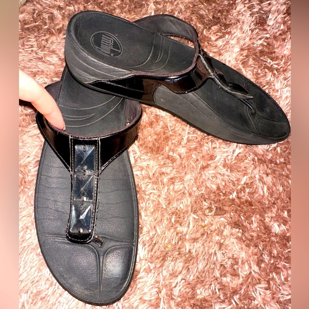 Fitflop Stylish Black Women's comfort thong sandal summer beach vacation 11
